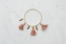 Load image into Gallery viewer, Bangle Bracelet With Feathers SaharaFashion